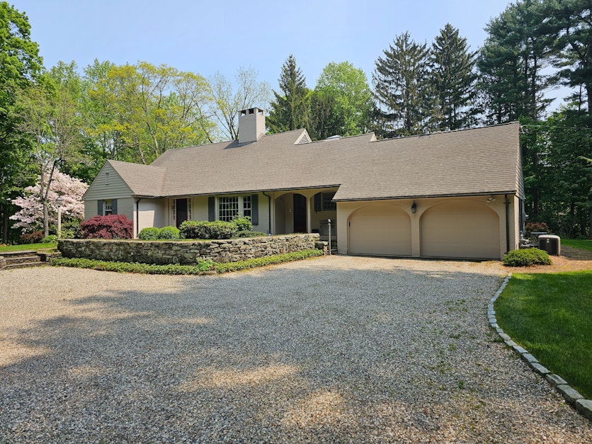 44 Sunset Farm, West Hartford, CT 06107, Presented by Berkshire